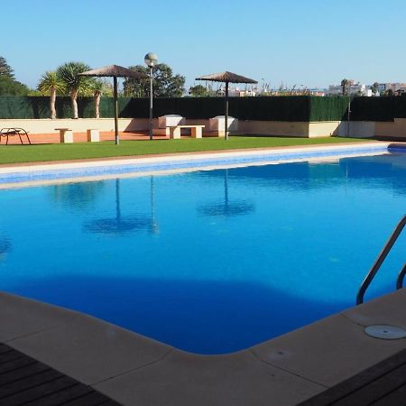 Denia Deluxe Beach & City Екстериор снимка